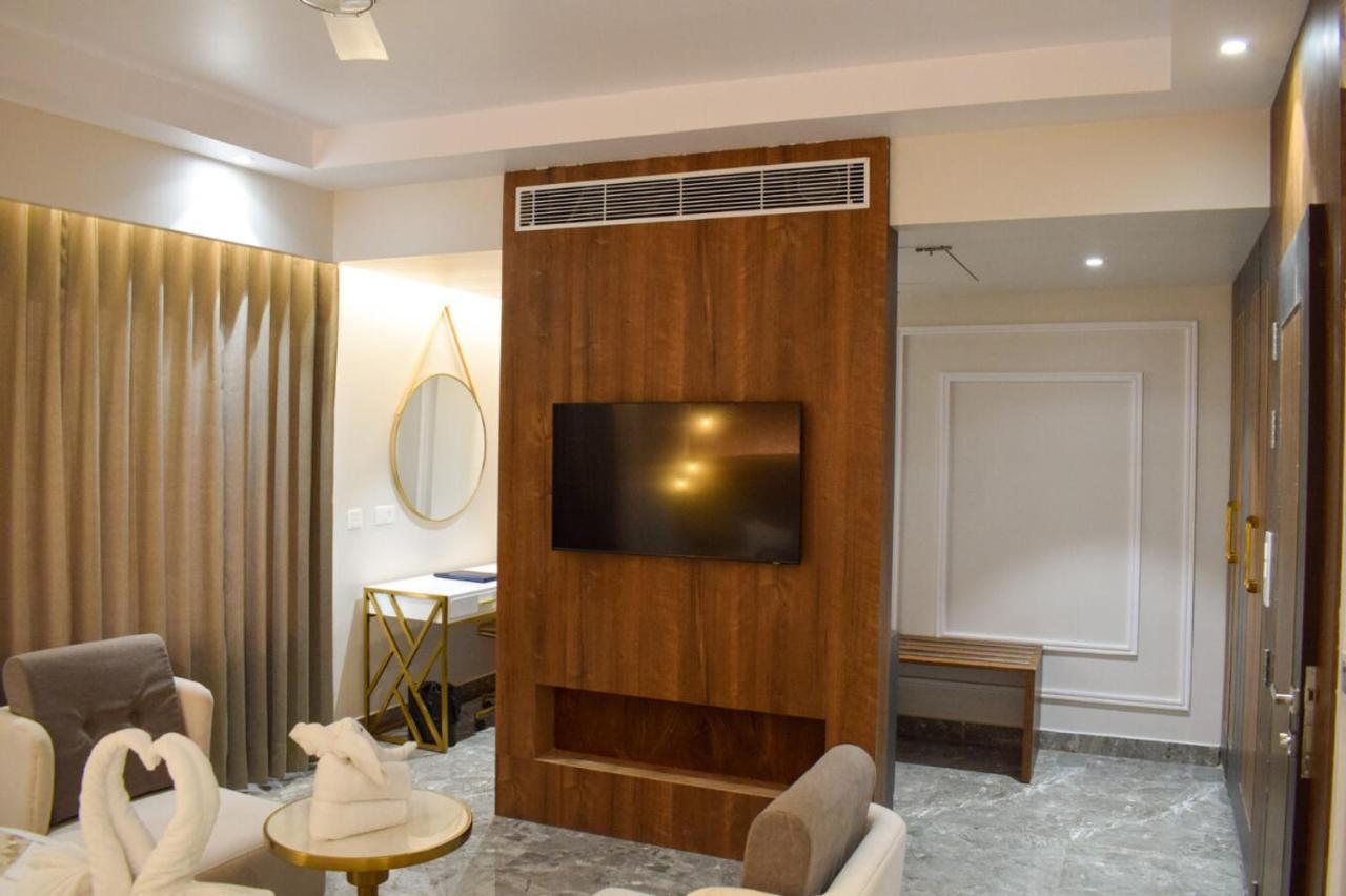 Tulip Inn Shravasti Bahraich Экстерьер фото